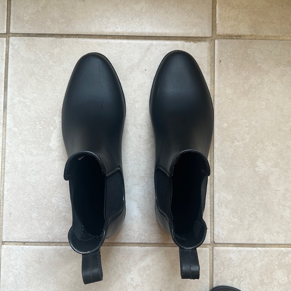 Rain boots